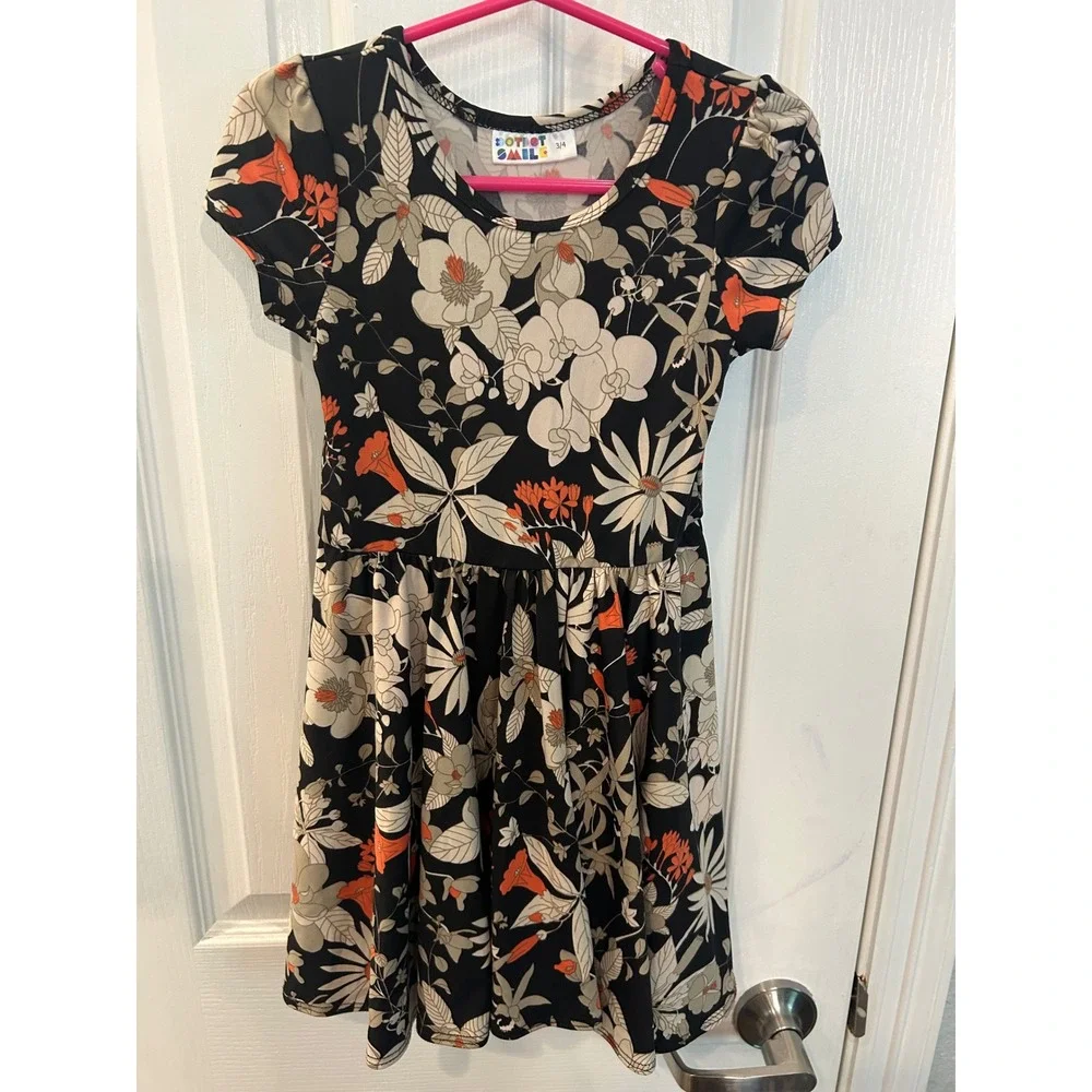 DotDotSmile Fit and Flare Dress Black Orange Floral Puff Sleeve Twirl Dress 3/4